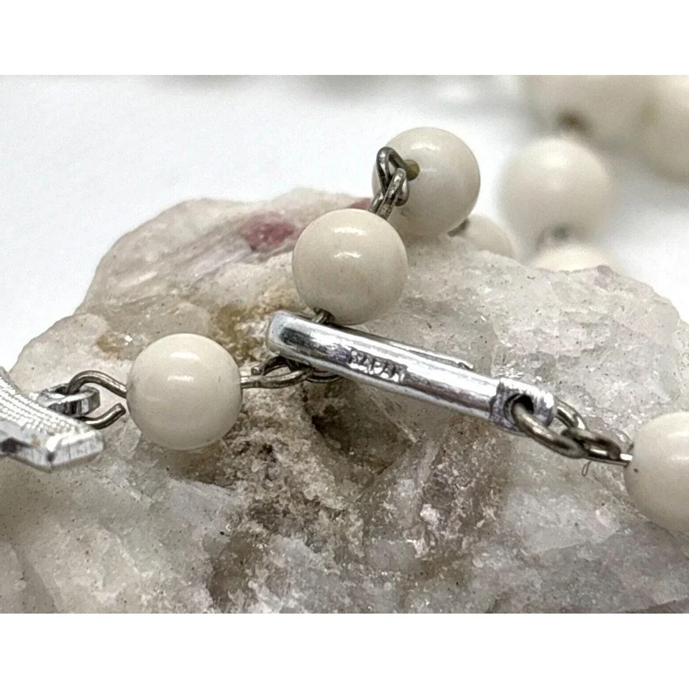 Vintage Japan White Beaded 2‎ Strand Graduated Bead 14 - 16'' Choker Necklace